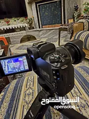  6 كاميرا (Canon EOS M50 Mark 2) للبيع بكامل اغراضها