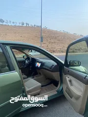  11 هوندا سيڤيك 2005 للبيع