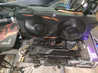  1 كرت شاشة  1050ti gigabyte