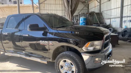  1 دوج رام 2014 للبيع