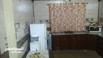  4 شقة ارضية للبيع