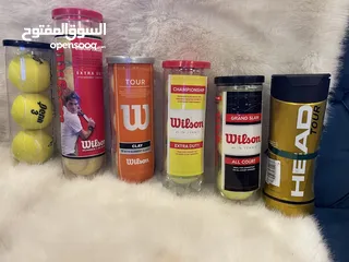  2 كرات تنس إرضي ومضارب