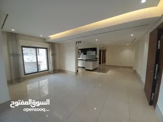  4 شقة للايجار في دير غبار