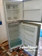  4 ثلاجة 200L ممتازة بسعر البلاش