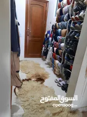  16 شقه  في اربد قرب مستشفى الراهبات 270 طابقيه للبيع