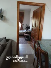  20 شقه ارضيه للبيع