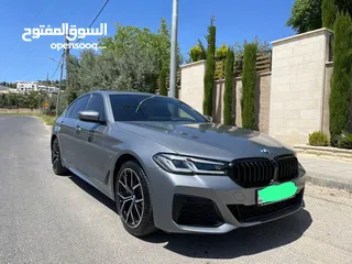  1 Bmw 530e M-Kit Hybrid plug in 2023 / وارد الوكيل ابو خضر