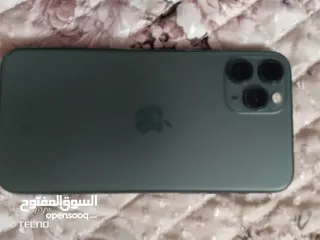  1 ايفون 11 برو ماكس للبيع او البدل مع دفع فرقيه
