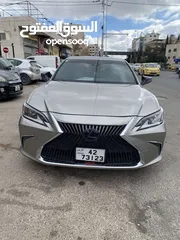  1 Lexus es300 2019