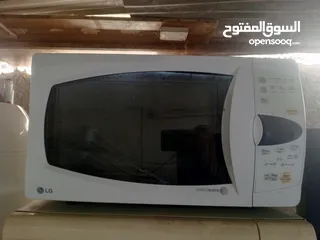  1 ماكرويف ال جي حجم وسط شغال تمام التمام بسعر مغري 30دينار الموقع عمان الهاشمي الشمالي