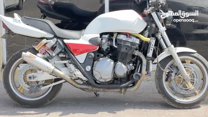  1 2001 CB 1300 Super Four