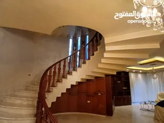  18 فيلا للايجار في عبدون مجددة بالكامل