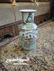  1 فازة اثرية اصلية بحالة ممتازة من التحف والنوادر بطول 36 سم بسعر مغري