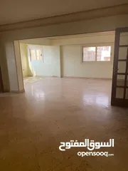  3 شقه سوبر لوكس 230 متر امام النادي الاهلي م نصر