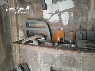  2 قطع شاحنات مرسيدس اصلي  للبيع