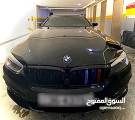  1 BMW 530 Black Line M