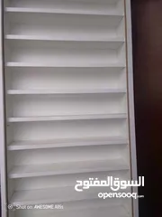  3 * يتوفر خزانات تفصيل نجار  تستخدم : ( لتخزين الدخان و الفيبات الأجهزة المحمولة ... ) لون أبيض للبيع.