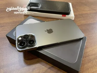  2 Iphone 13 pro max 256 dual SIM facetime like new اي فون 13 بروماكس خطين
