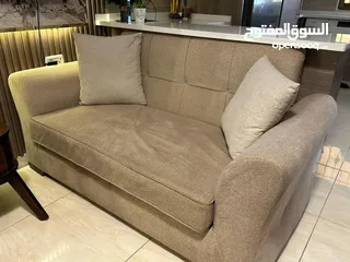 4 كورنر (L) للبيع