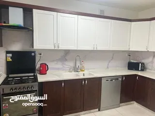  3 شقه مفروشه للايجار في روابي اطلاله مميزه