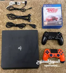  2 واحد تيرا بلايشتيشن 4 سلم مستعمل بحالة الوكالة   سعر قابل للتفاوض   اقرأ الوصف مع  لعبتين من اختيارك