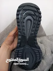 5 حذاء اديداس اوريجنال run cold للبيع وارد الخارج لا يوجد مثله بمصر جديد لم يستعمل بالتيكت بتاعه