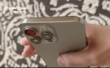  2 عرض خاص : iPhone 15 pro 256gb هاتف بحالة الوكالة