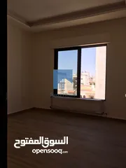  17 شقة فاخرة للبيع في الكرسي  -  قرب المخابرات طابق ثالث 160م مع روف 105م تشطيب سوبر ديلوكس لم تسكن