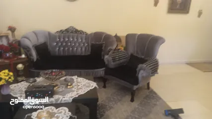  4 طقم  كنب 7 مقاعد للبيع