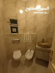  15 في أجمل مناطق دير غبار شقة 300م داخلي /350م خارجي بتشطيبات راقيه وسعر مميز / ref 9114