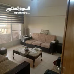  7 شقة مفروشة للايجار في شارع المدينه 3 نوم 400