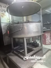  1 فرن طابون دوار عجانة 30 كيلو صاج لخبز الشراك طبليات خشب  مستعملة فترة قصية فرن غاز +كهرباء 3 فاز