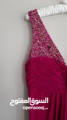  2 فستان طويل رسمي فوشيا اللون مستعمل للبيع size L