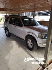  2 فورد اكسبلورر