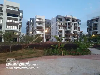  4 شقة فاخرة في كامبوند في مدينة القاهرة ،حدائق 6 اكتوبر.