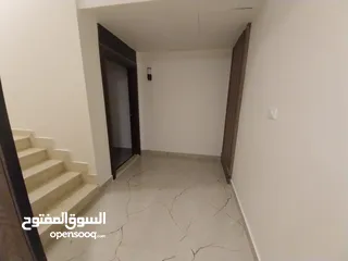  8 شقة غير مفروشة للإيجار ( Property 38914 ) سنوي فقط