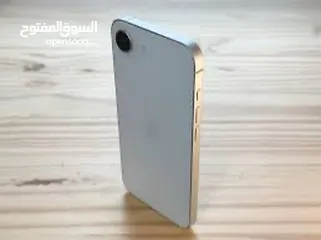  1 iPhone 16e used less than a month