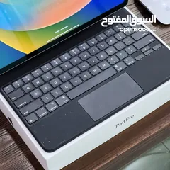  3 iPad Pro 12.9 3rd gen 2020 with keyboard