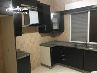 5 شقه للبيع في ام الدنانير من المالك مباشرة