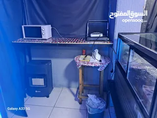  4 محل كافتيريا
