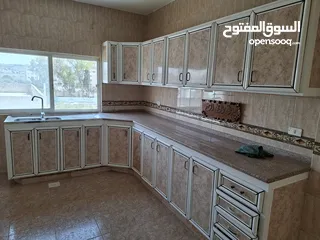  8 شقة عائليه  للايجار