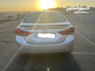  3 هونداي افانتي 2012