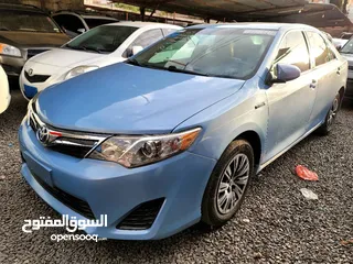  1 كامري هايبرد EV بضاعه زيرو  وسعر عريطي سليم ارباج وارد صدمتها دحش خلاياء جداد بل دبه البترول 350كيلو