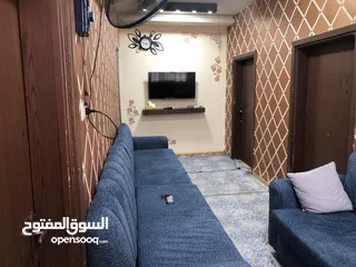  20 منزل مستقل (طابقين)  للبيع الزرقاء-جناعة ،مدخل منفصل لكل طابق