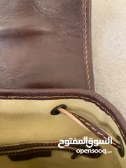  7 حقيبة ظهر جلد اصلي من ايطاليا للصبايا