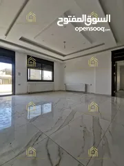  9 شقة دوبلكس ثالث مع روف جديد لم يسكن في أرقى واجمل مناطق خلدا