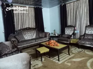  3 غرفة ضيوف كنب مع سجاد وبرادي وطقم مورس