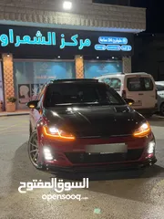  3 Golf gti mk 7.5. 2018 لون احمر