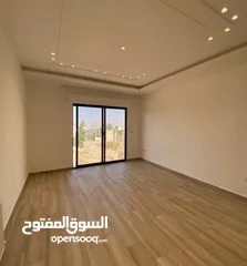  10 اخر شقه طابق ارضي تشطيبات الفندقية في حي الصحابة منطقة فلل