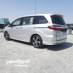  5 HONDA ODYSSEY 2015 GCC FULL OPSTIONS